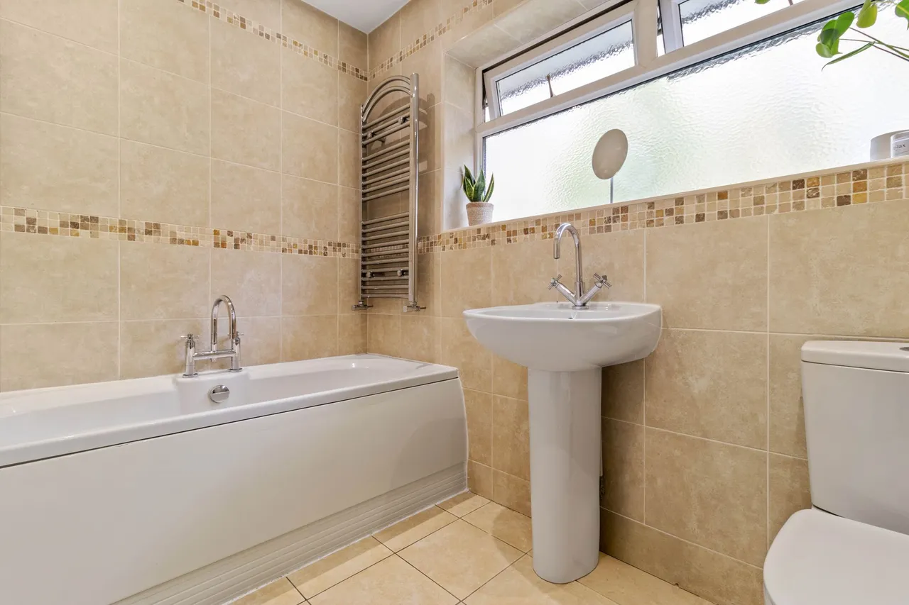 Knightsbridge Avenue, Grappenhall, Warrington, Warrington, WA4 2QR, photo 15