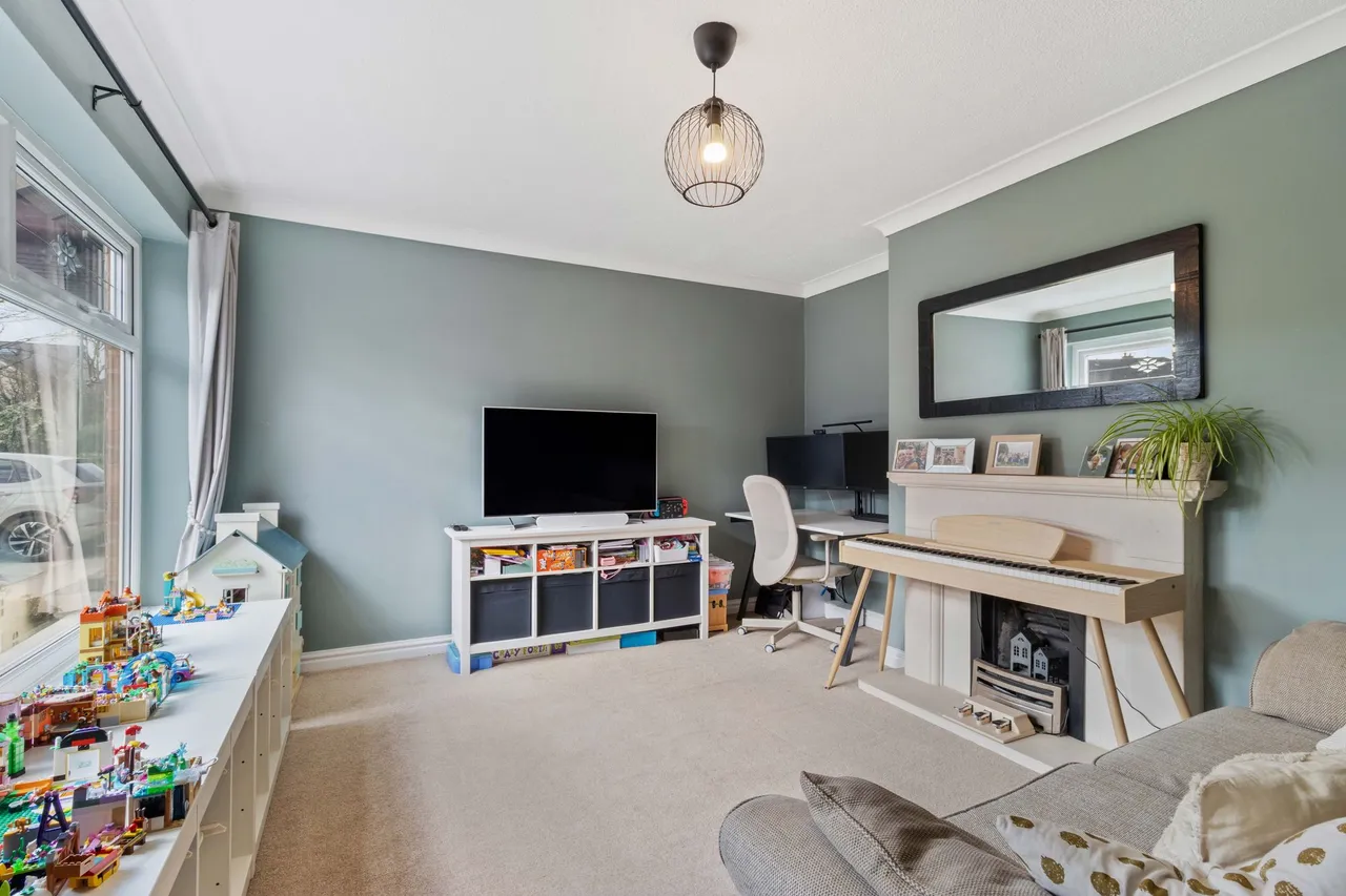 Knightsbridge Avenue, Grappenhall, Warrington, Warrington, WA4 2QR, photo 8