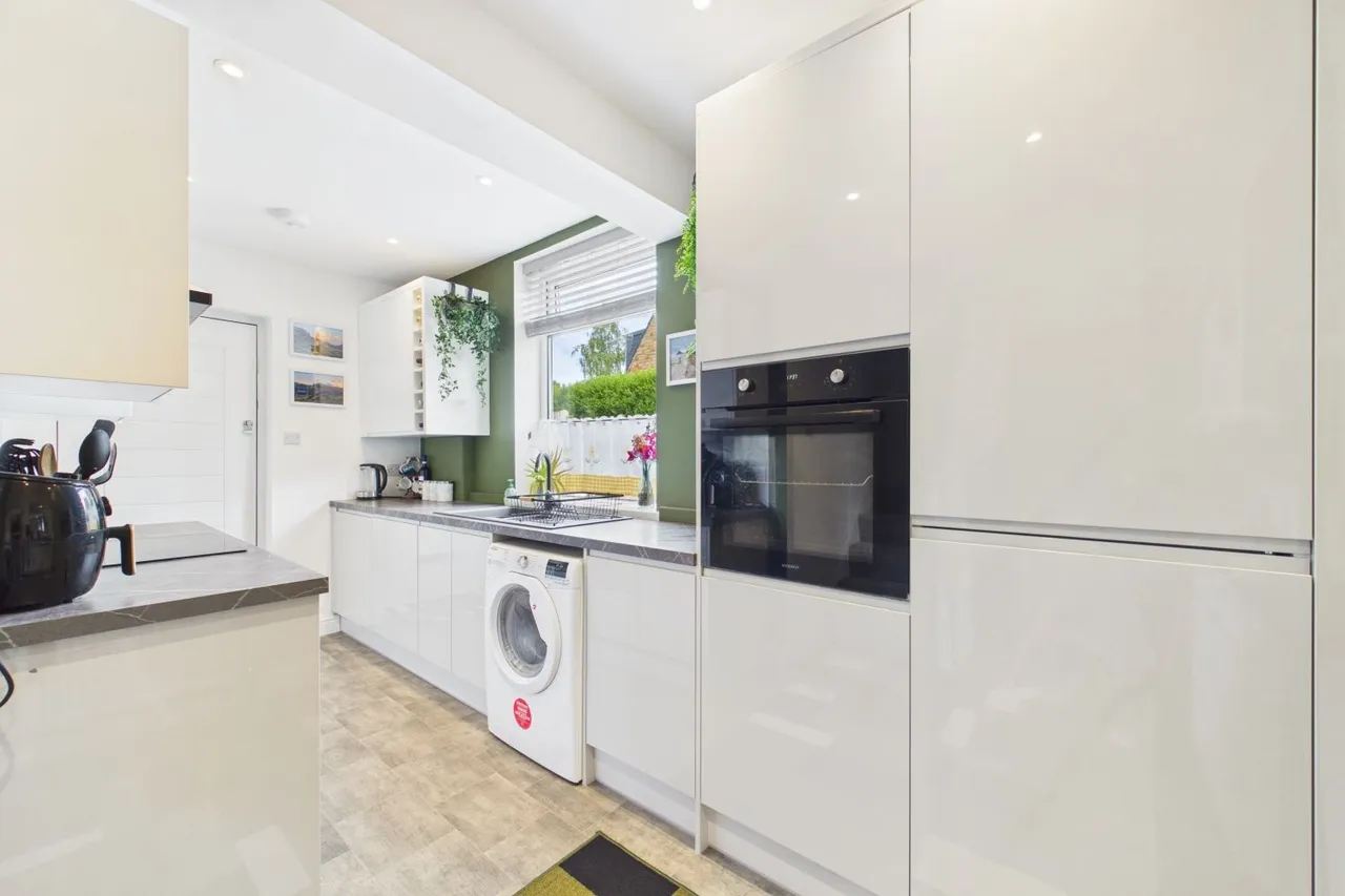 Southfields Road, Strensall, YO32, photo 5