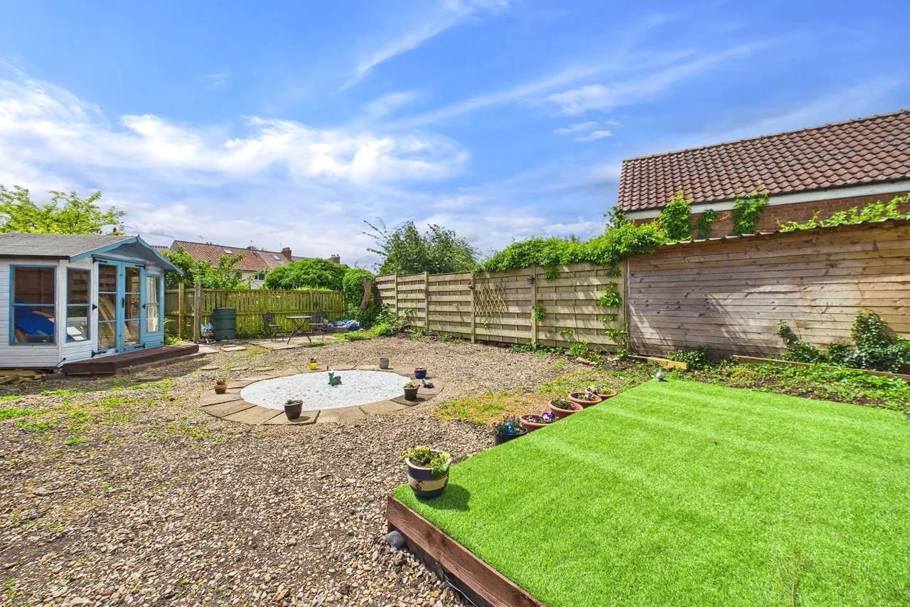 Southfields Road, Strensall, YO32, photo 15