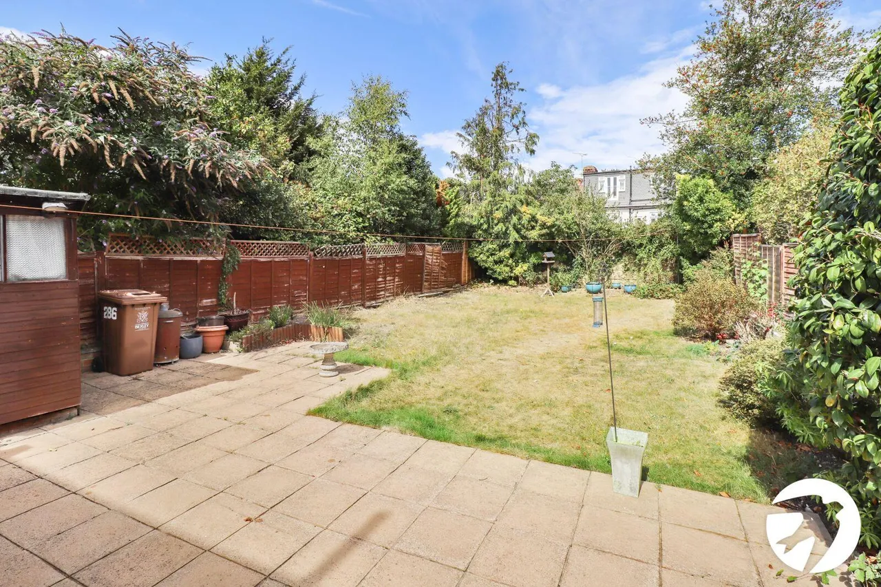 Woolwich Road, London, SE2, photo 9