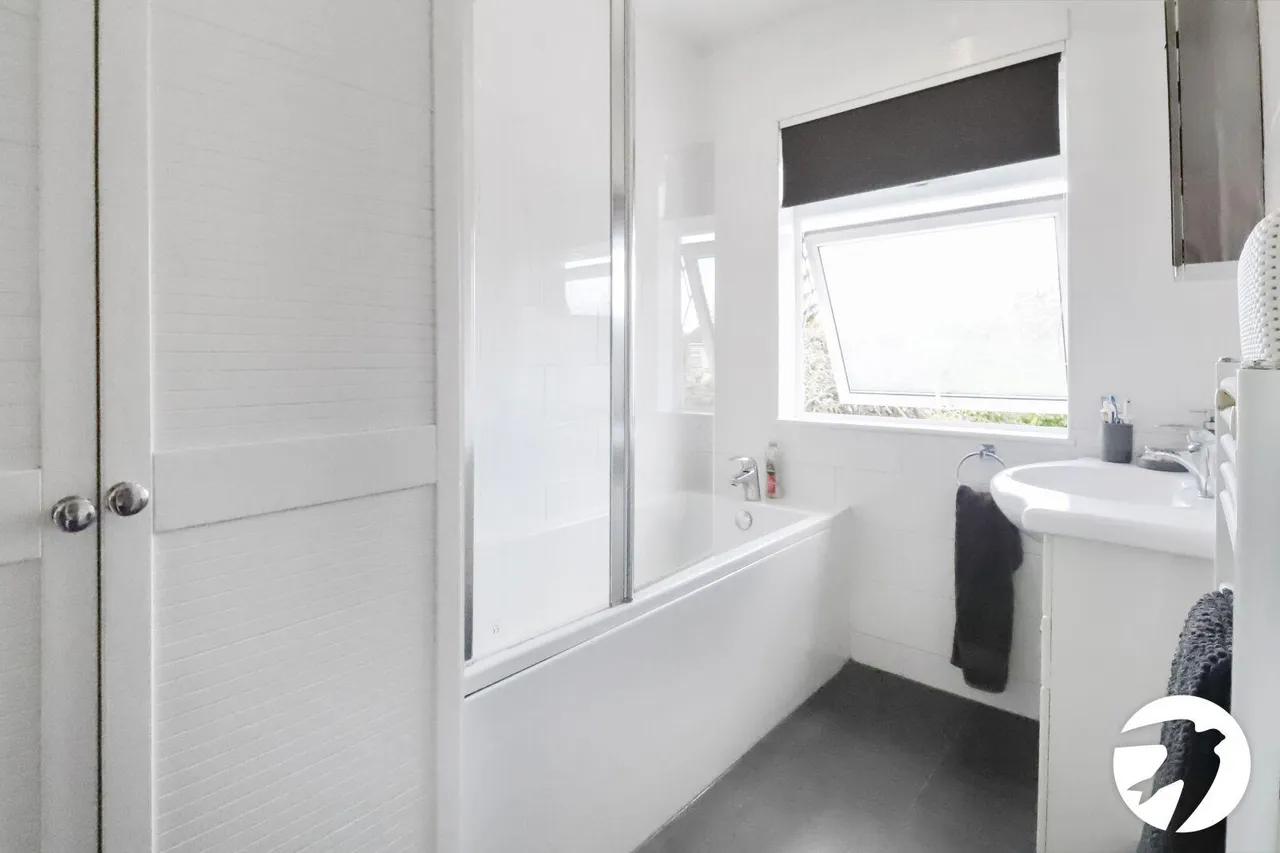 Woolwich Road, London, SE2, photo 8