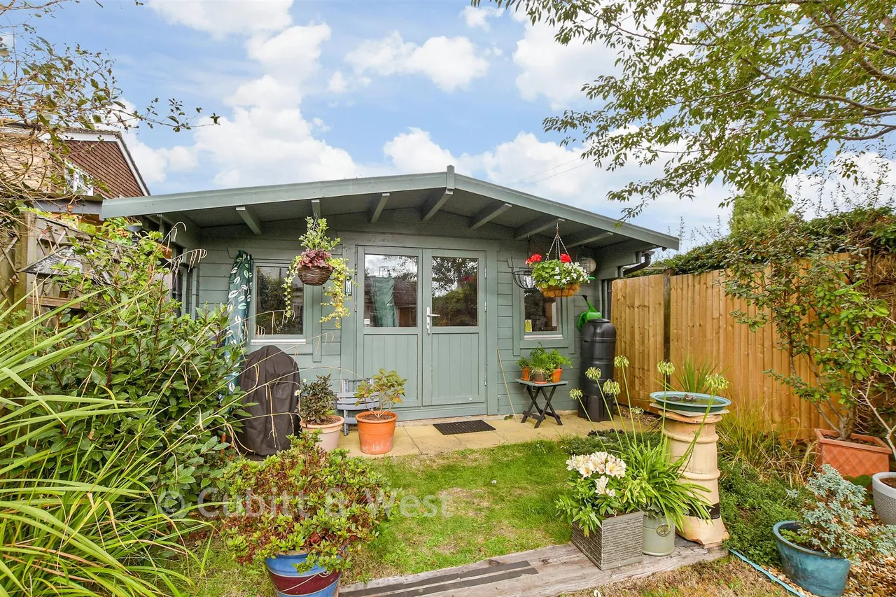 Upper Station Road, Henfield, BN5, photo 14