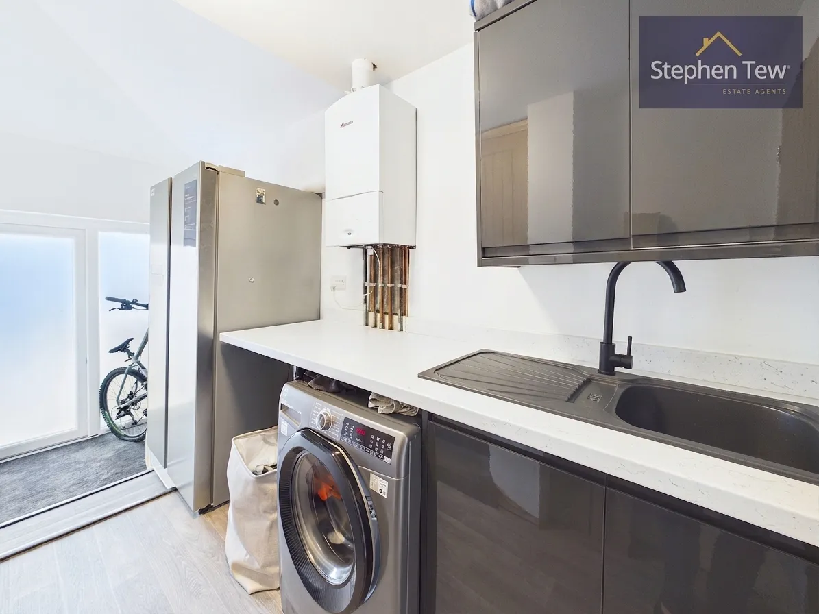 Alderley Avenue, Blackpool, FY4, photo 6