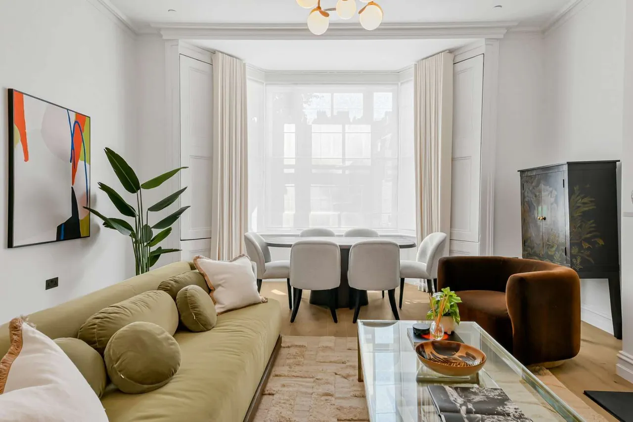 18 Porchester Gardens, Bayswater, London, W2 4DF, photo 2