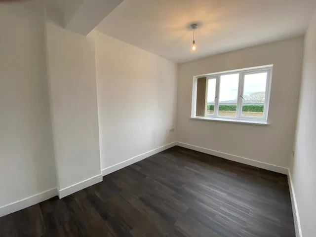 Lakeside, Cardiff, CF23, photo 6