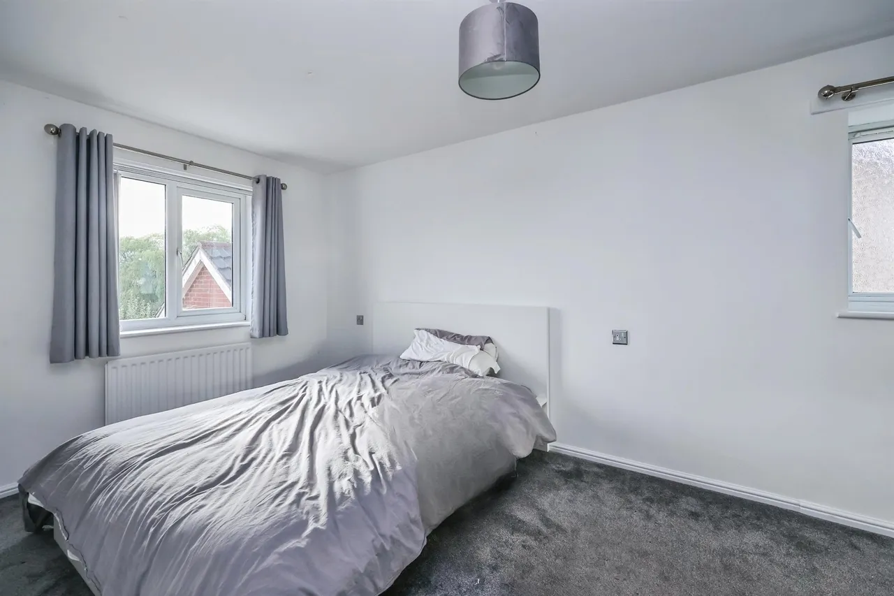 Oakham Drive, Selston, NG16, photo 11