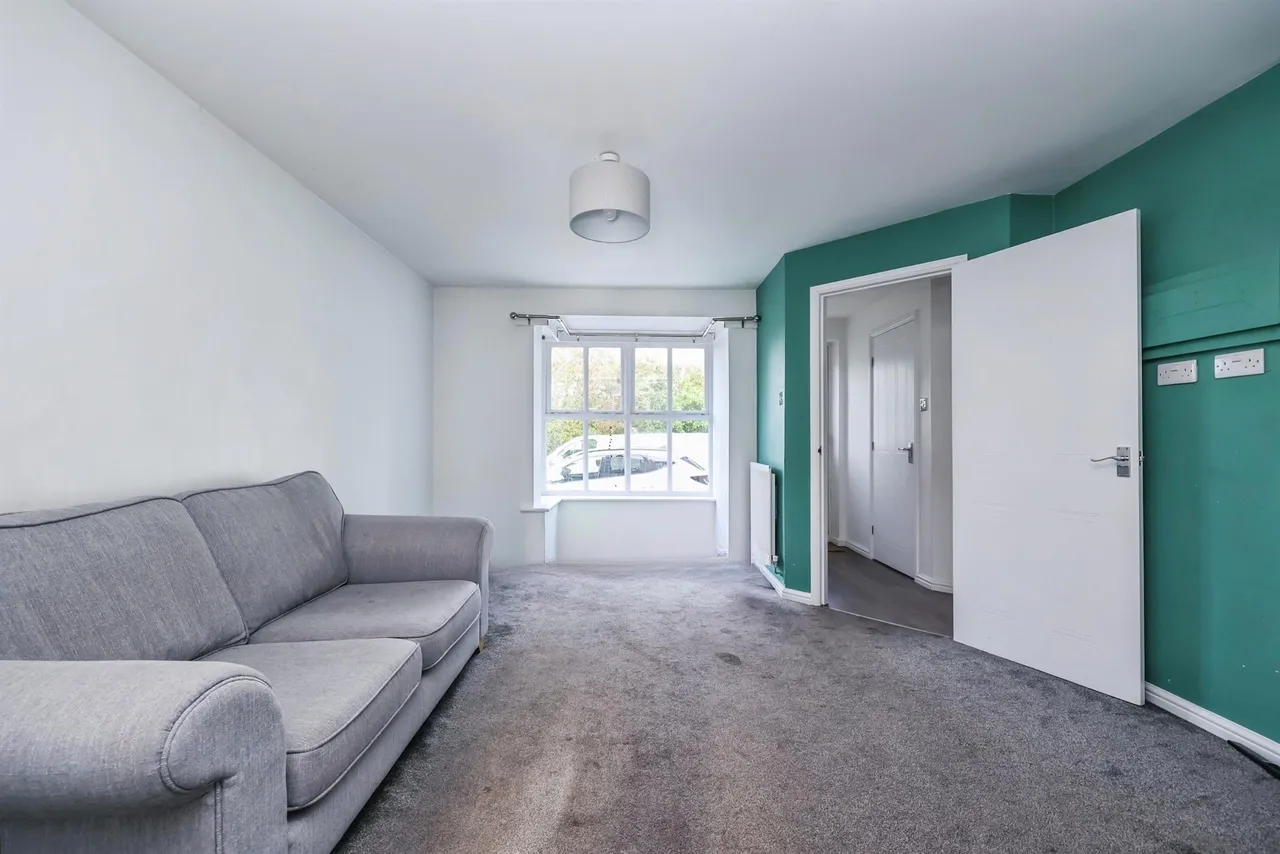 Oakham Drive, Selston, NG16, photo 3