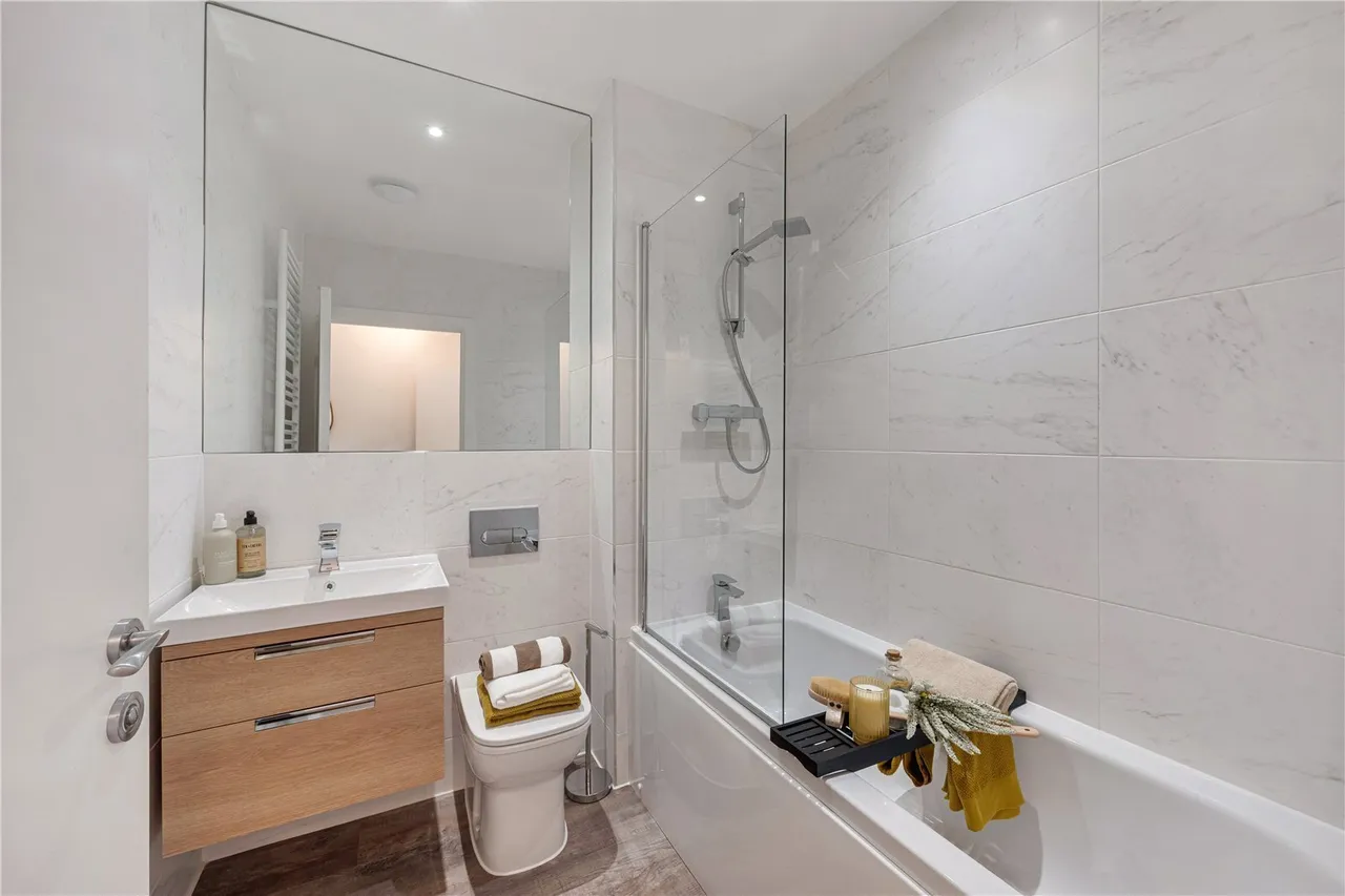Victoria Road, Horwich, BL6, photo 9