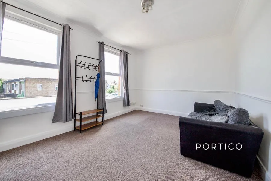 Claude Road, Leyton, E10, photo 2