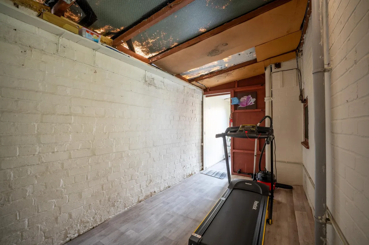 Oakdale Road, Birmingham, B36, photo 18