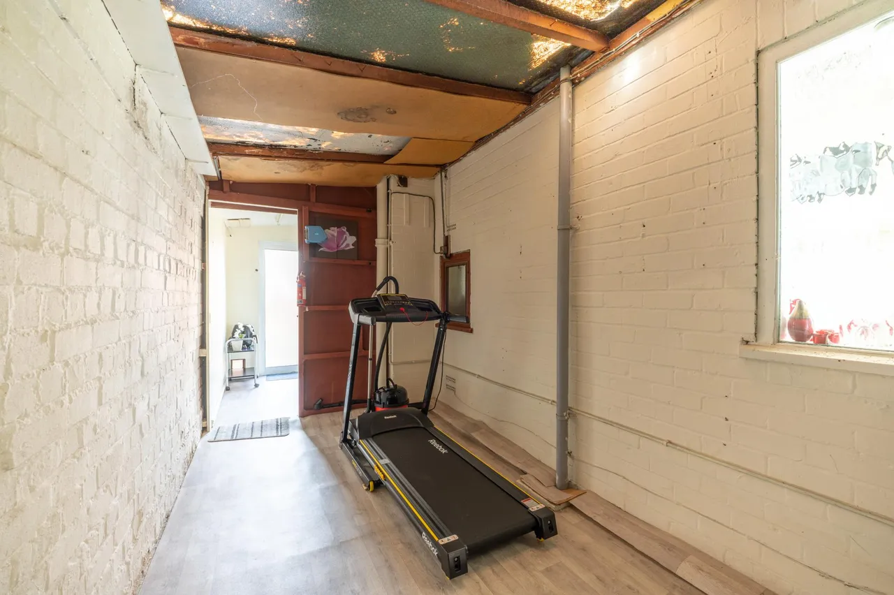 Oakdale Road, Birmingham, B36, photo 16