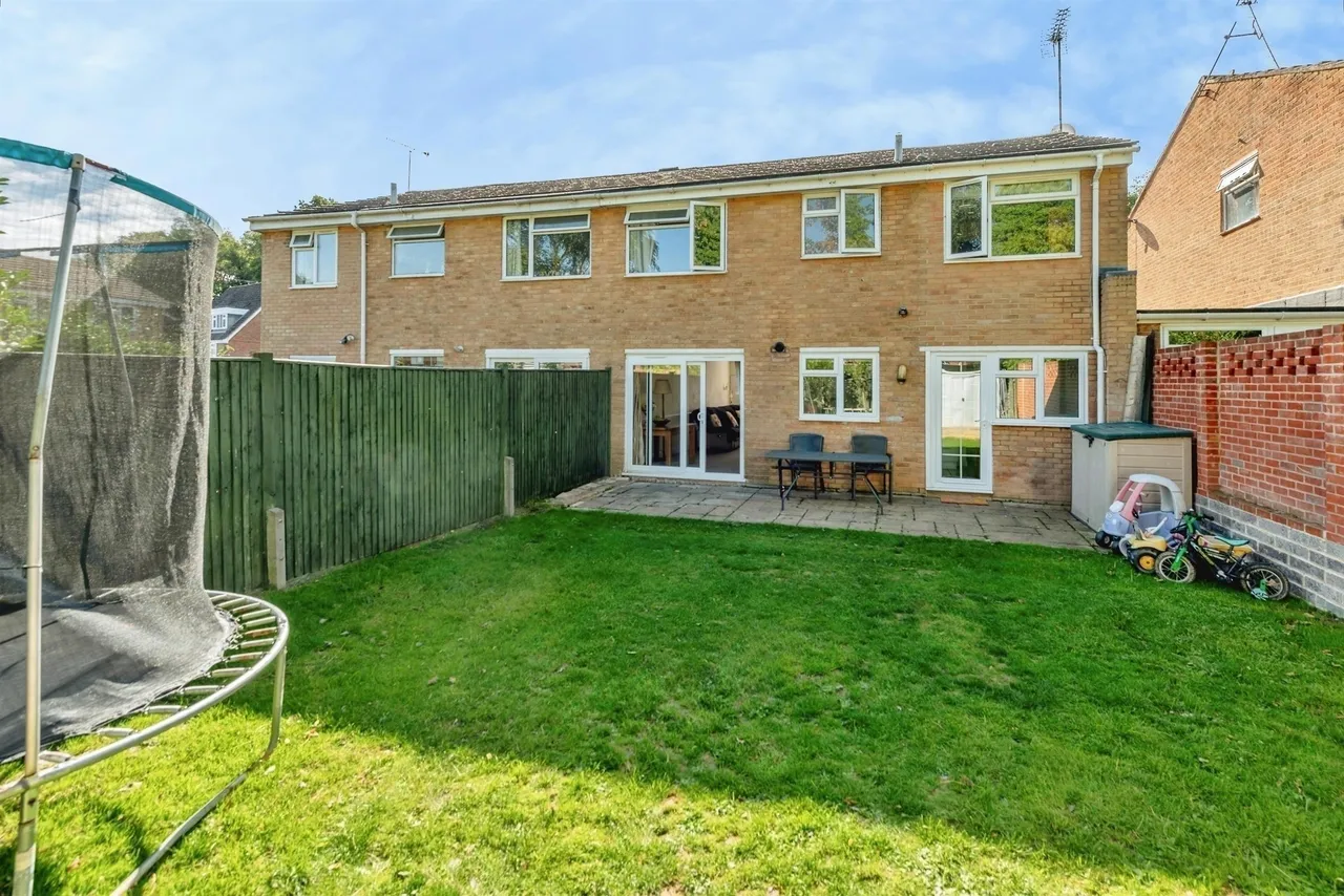 Hazel Way, Crawley Down, RH10, photo 16