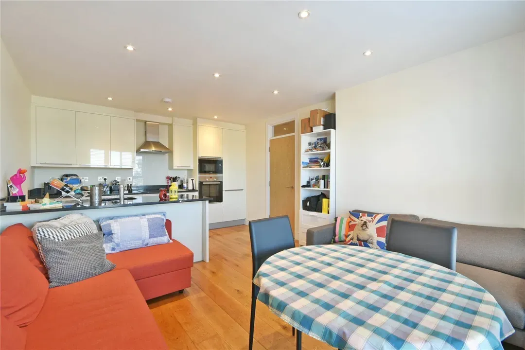 High Road, Dollis Hill, London, NW10, photo 8