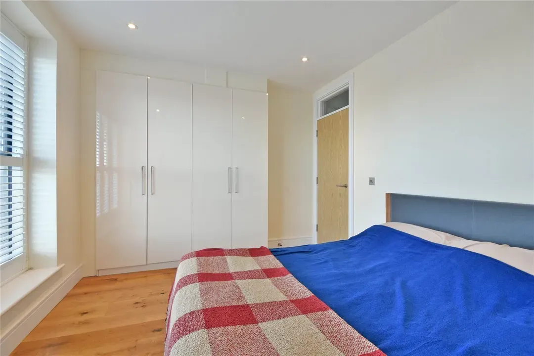 High Road, Dollis Hill, London, NW10, photo 9
