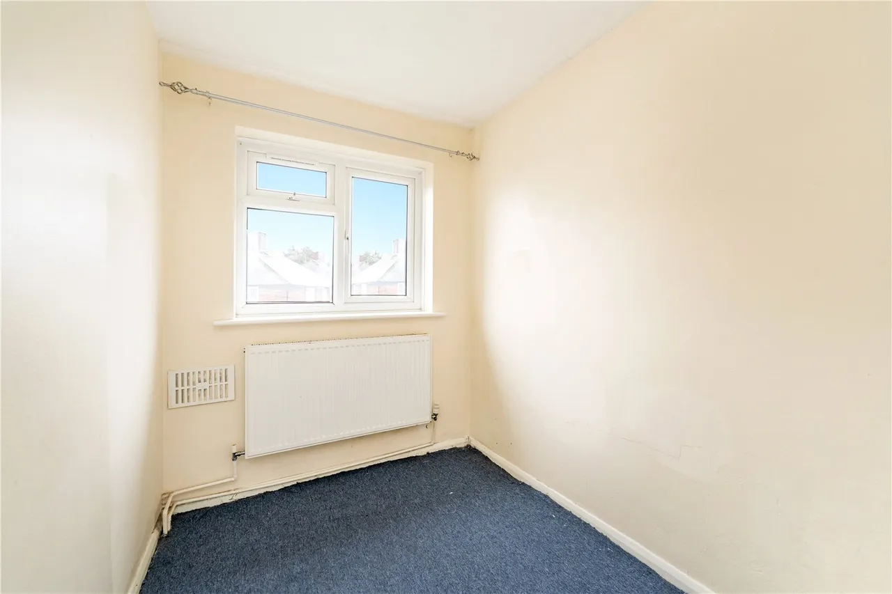 Green Lane, Hanworth, TW13 6TN, photo 7