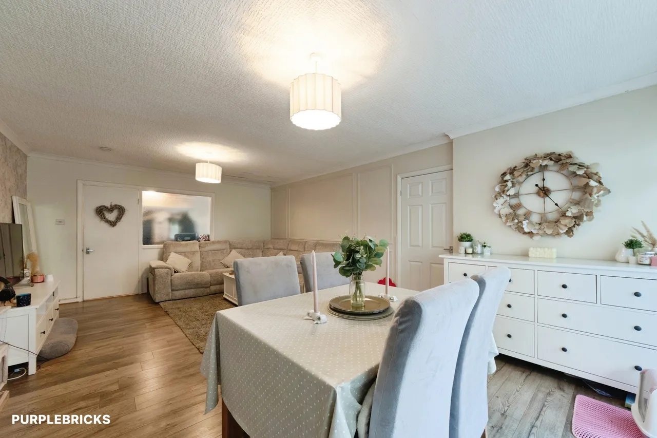 2 bed flat for sale, Harwood Grove, Solihull, B90