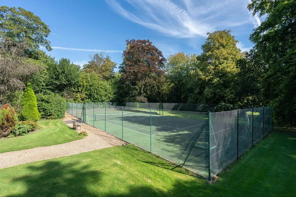 Grenehurst Park, Capel, RH5, photo 13