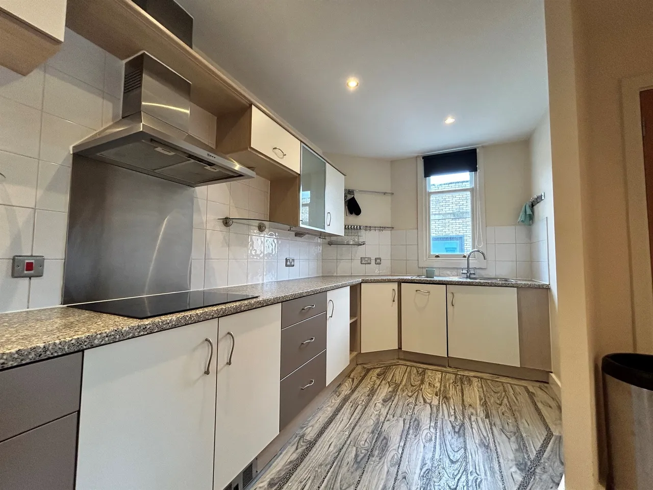Princess Road East, Leicester, photo 7