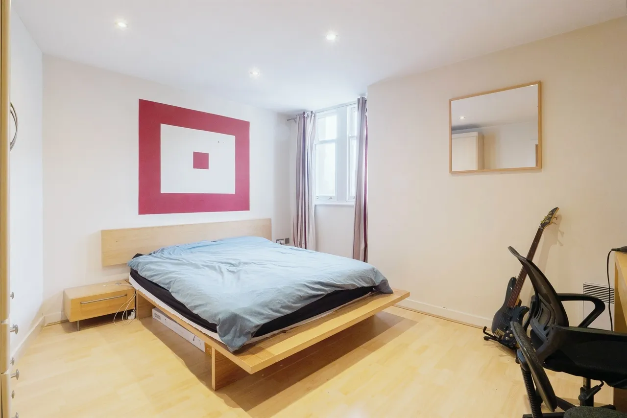 Princess Road East, Leicester, photo 12
