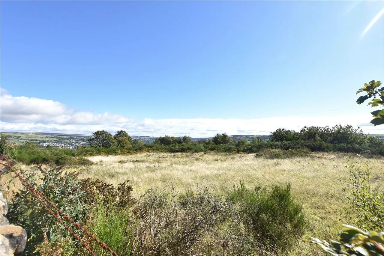South East Of Shann Lane, Keighley, BD20, photo 4