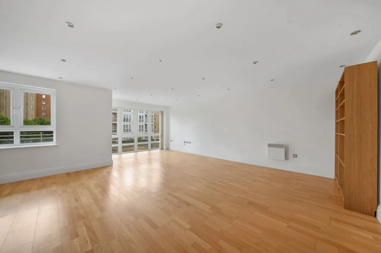 281 St. Davids Square, London, E14 3WF, photo 2