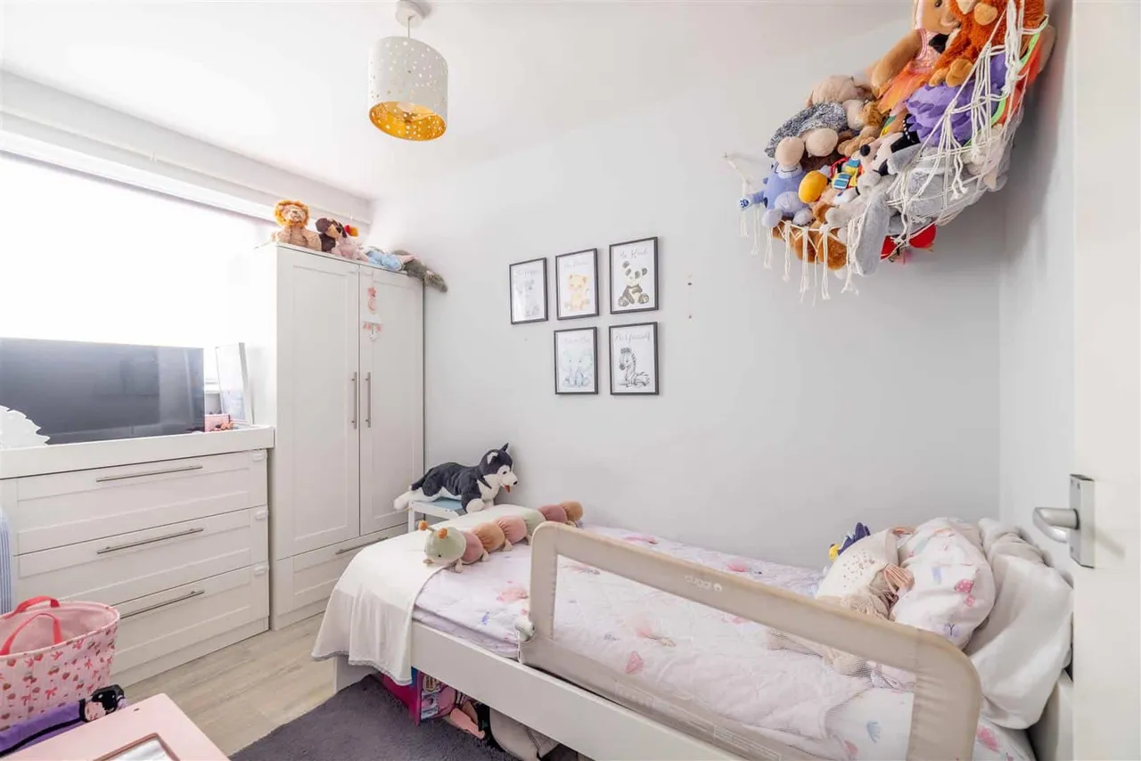Dedworth Road, Windsor, SL4 5BH, photo 7