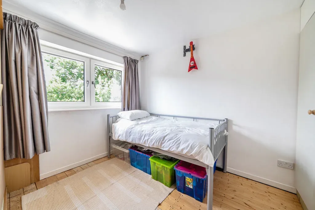 Walton Heath, Bletchley, Milton Keynes, Buckinghamshire, MK3 7RU, photo 8