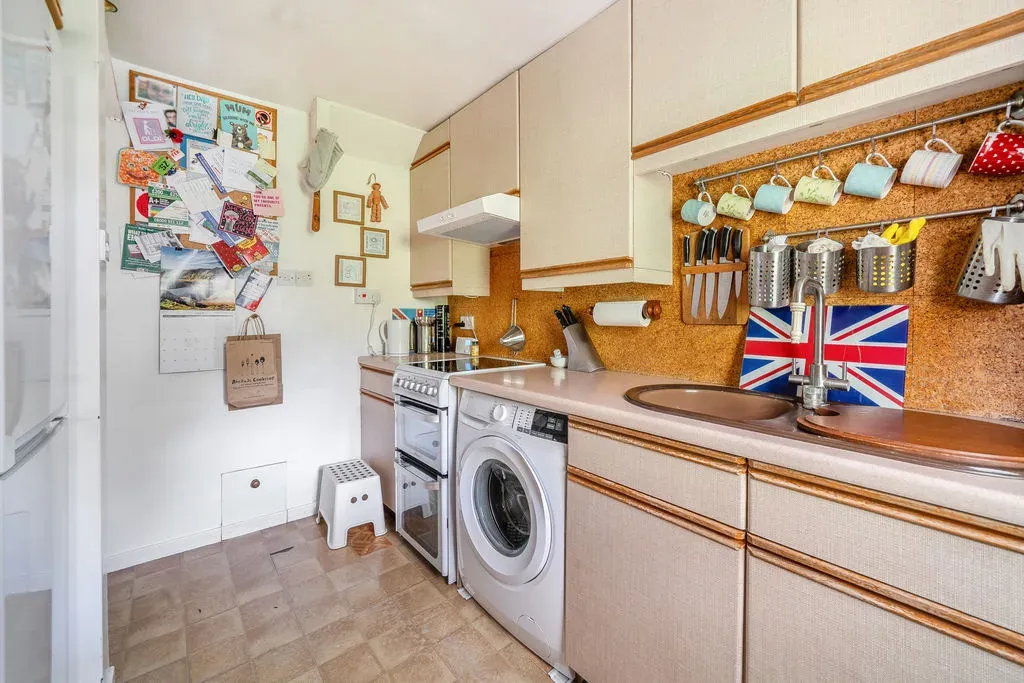 Walton Heath, Bletchley, Milton Keynes, Buckinghamshire, MK3 7RU, photo 20