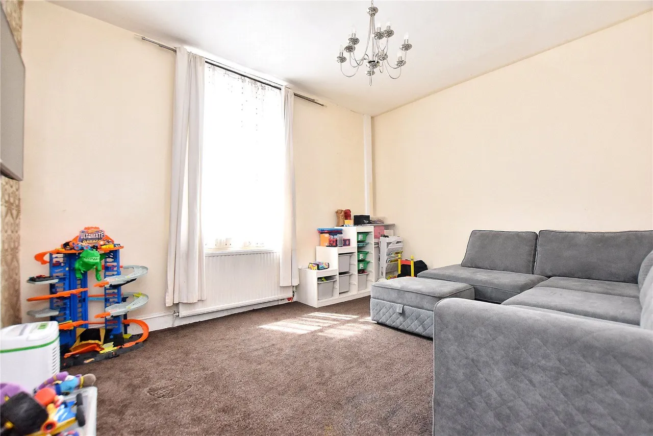 3 bed house for sale, Entwisle Road, Rochdale, OL16