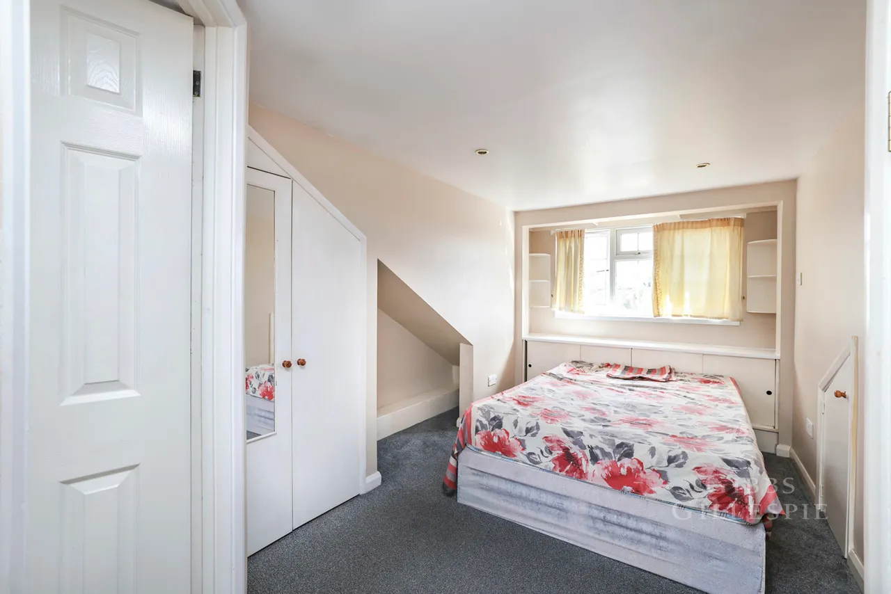 Stipularis Drive, Hayes Fees Apply, UB4, photo 7