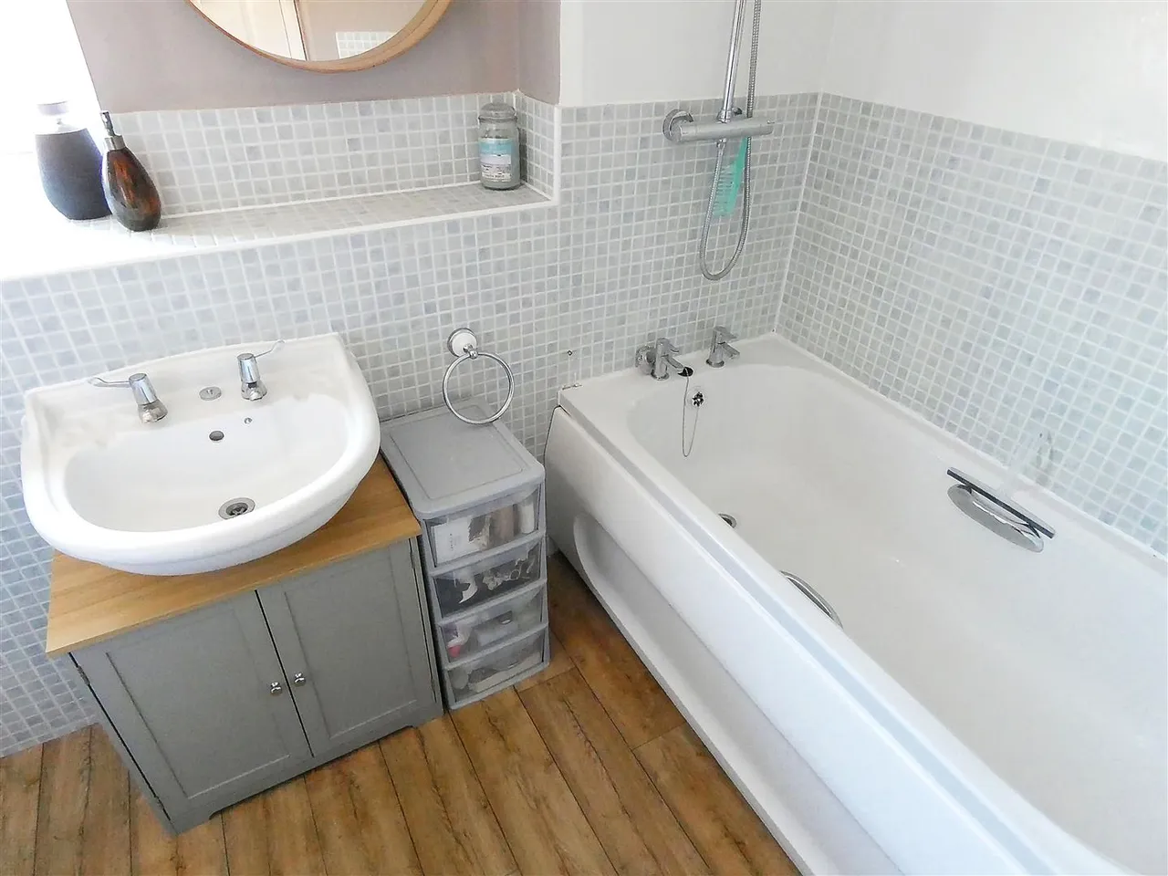 Wayside Road, Bramley Green, photo 16