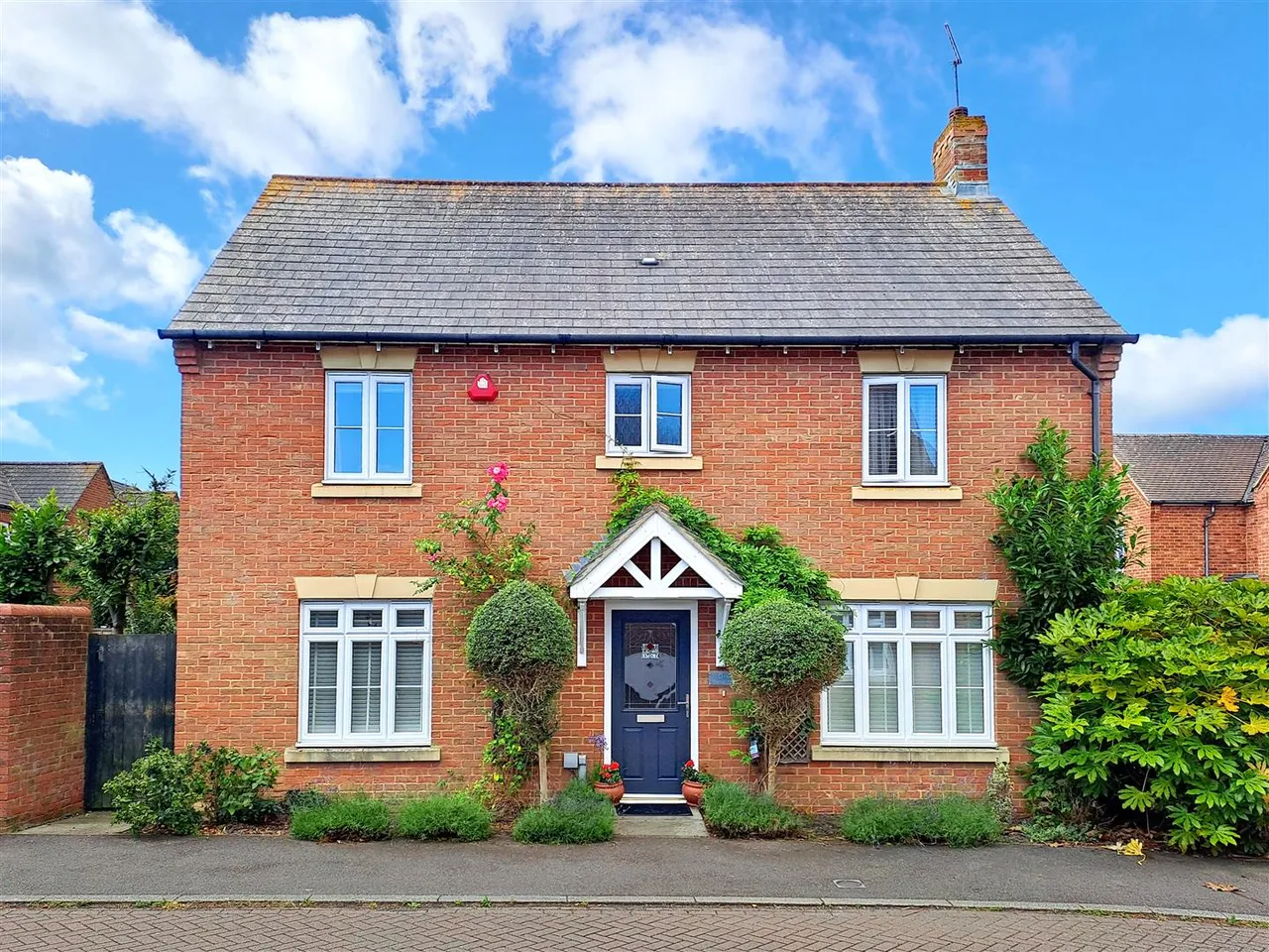 4 bed house for sale, Wayside Road, Bramley Green