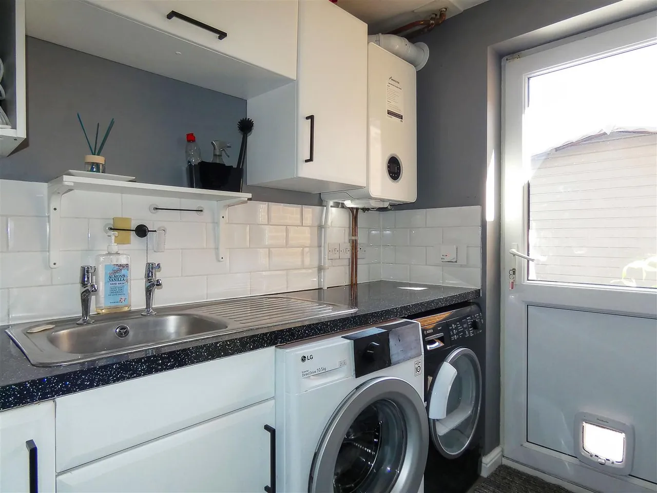 Wayside Road, Bramley Green, photo 8