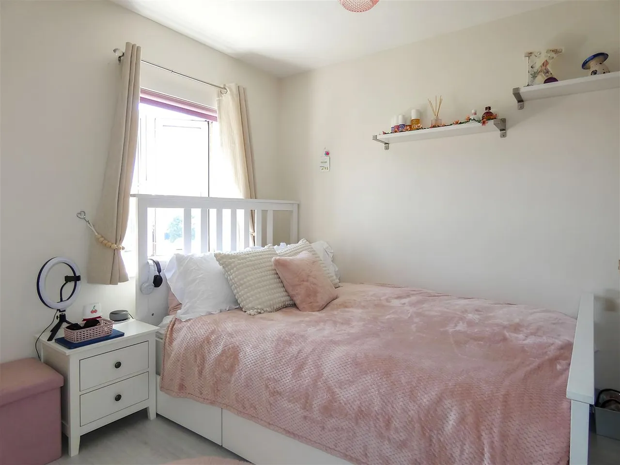 Wayside Road, Bramley Green, photo 14