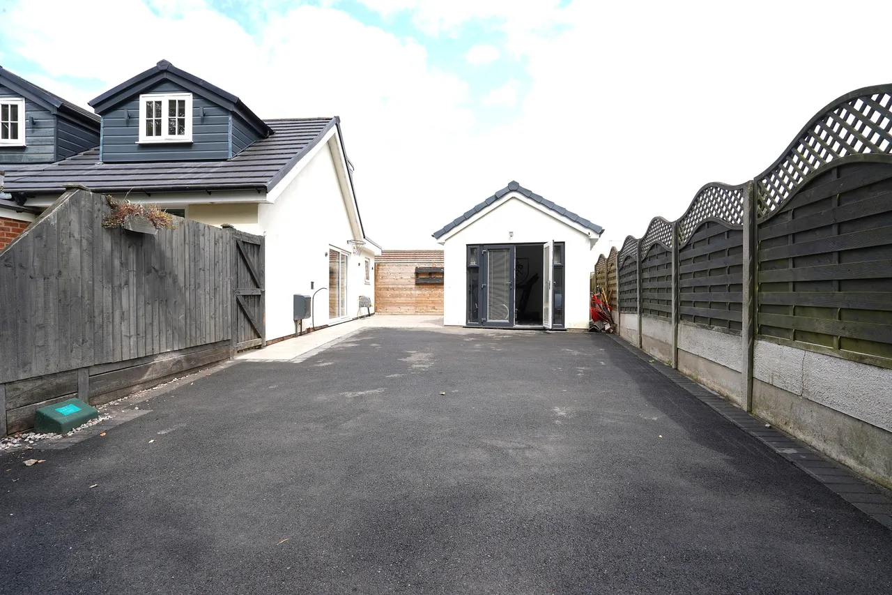 Sower Carr Lane, Hambelton, Lancashire, FY6 9DJ, photo 27