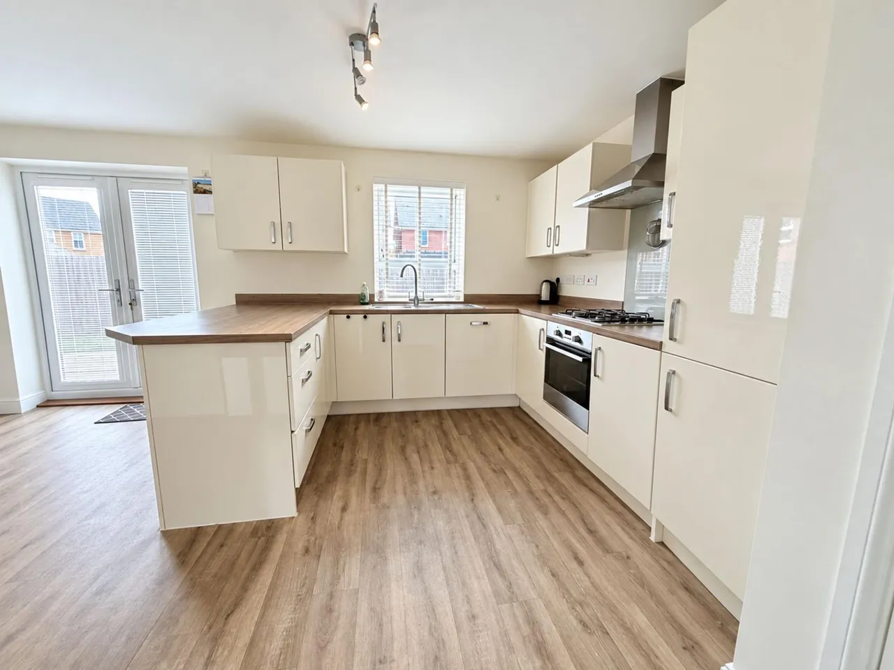 Stratford Place, Bourne, PE10, photo 3