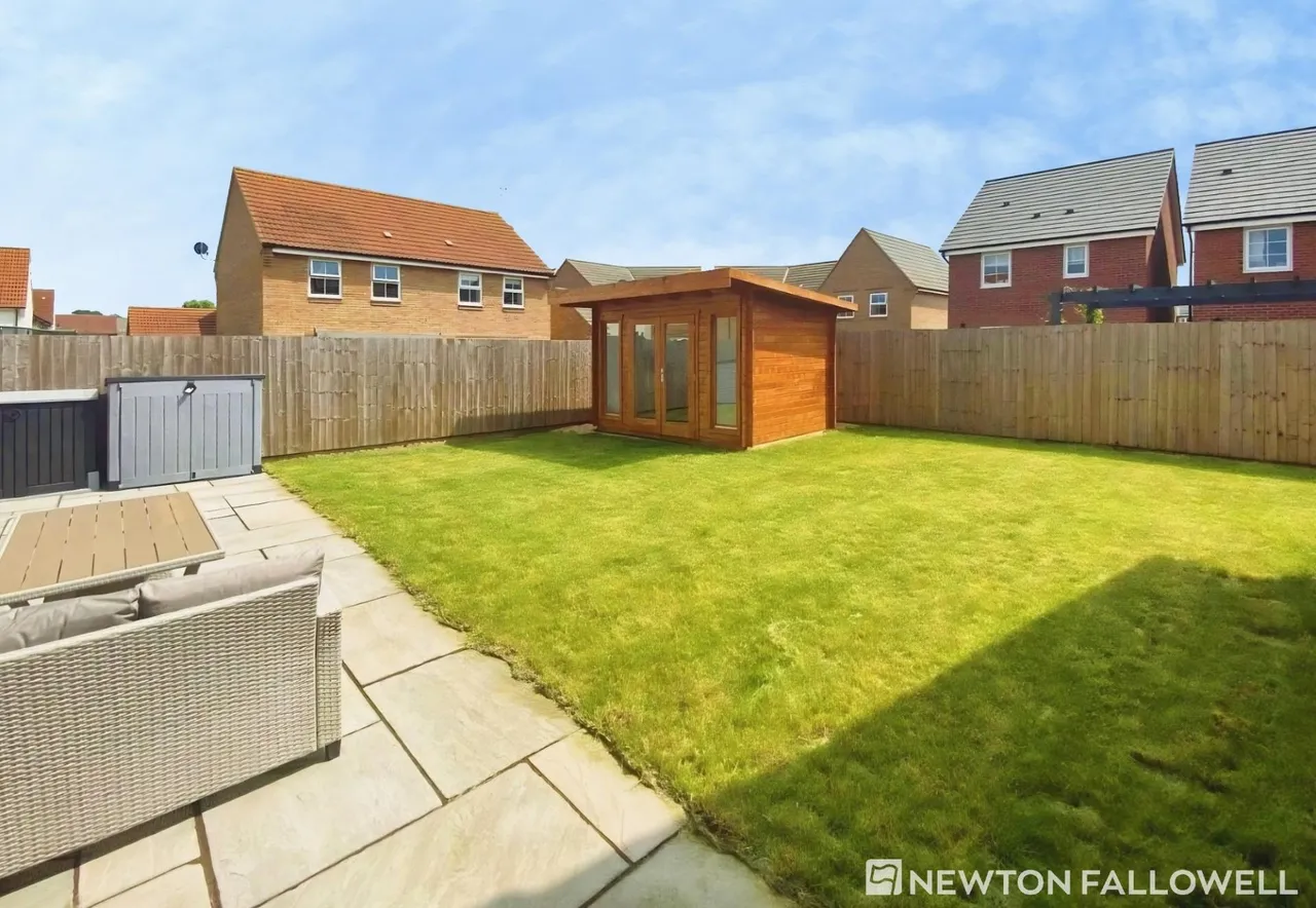 Stratford Place, Bourne, PE10, photo 13