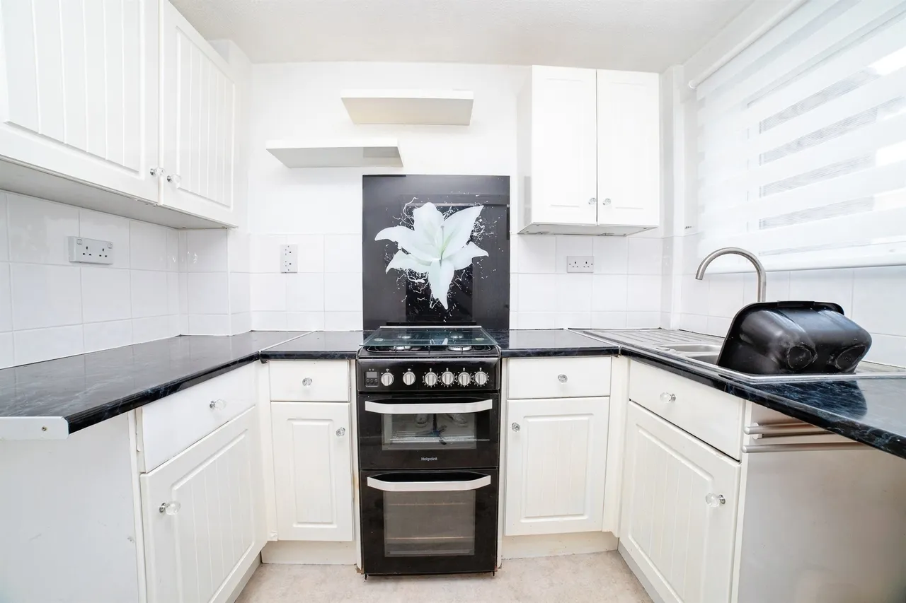 Grosvenor Place, Sutton-In-Ashfield, NG17, photo 7