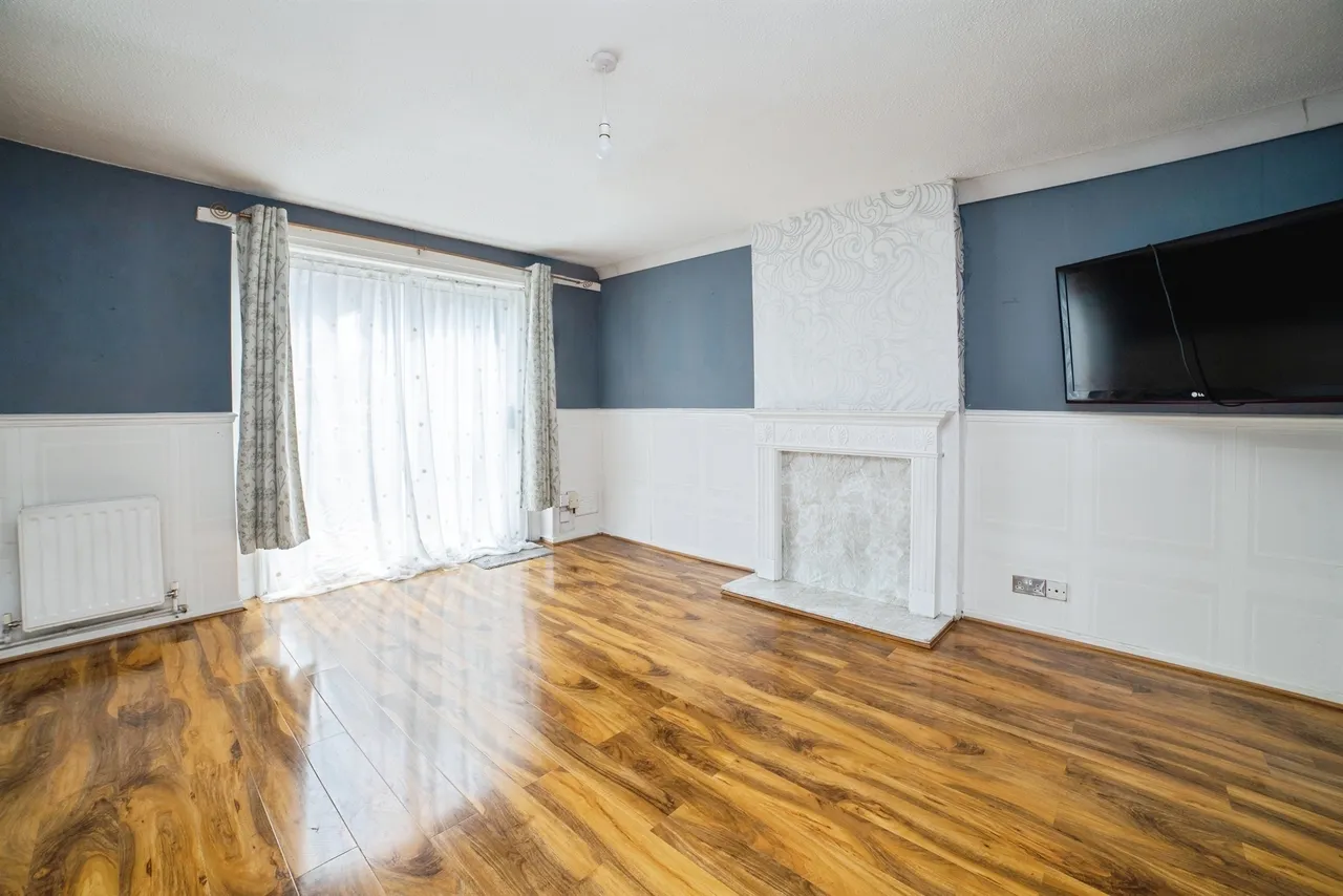 Grosvenor Place, Sutton-In-Ashfield, NG17, photo 4