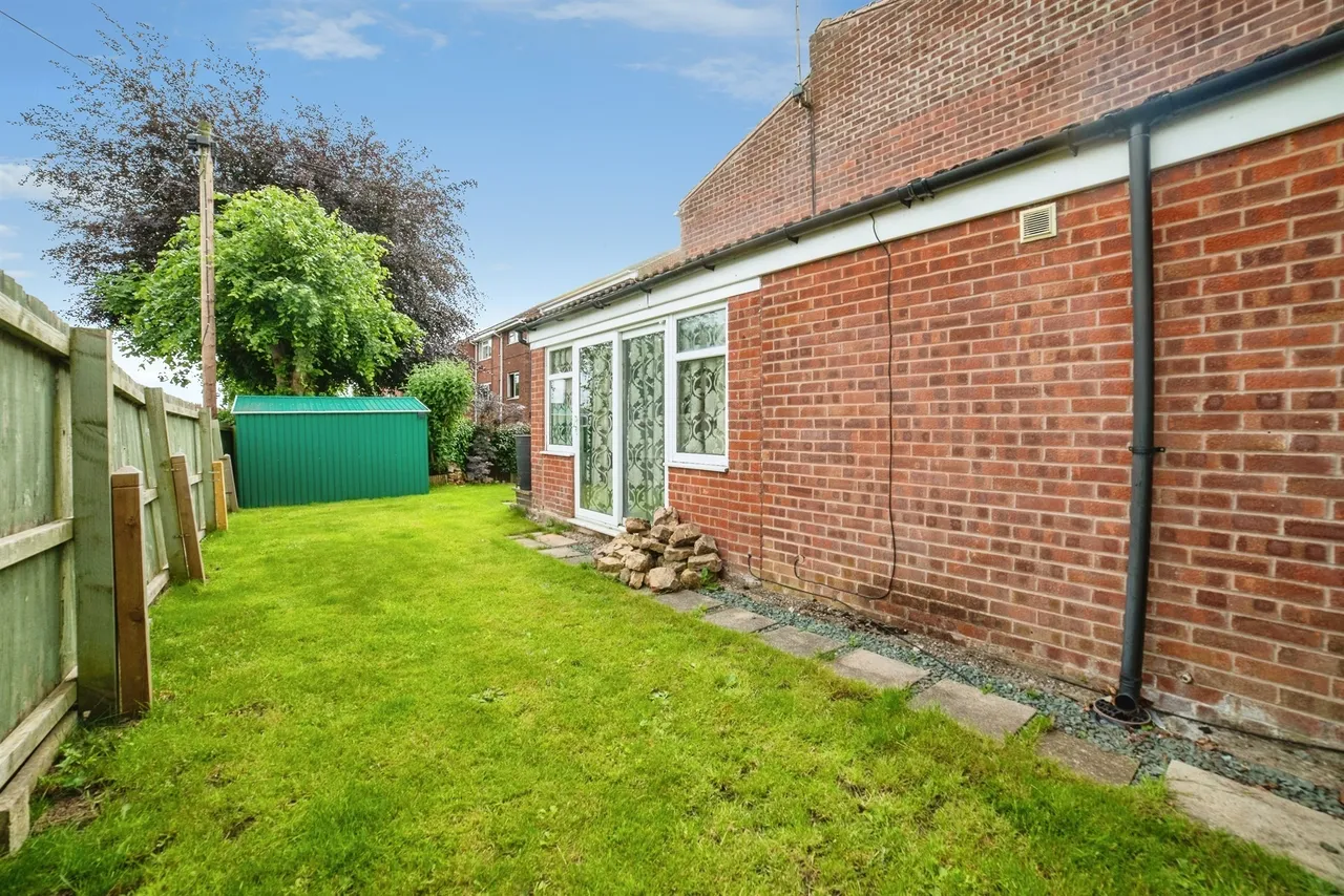 Grosvenor Place, Sutton-In-Ashfield, NG17, photo 16