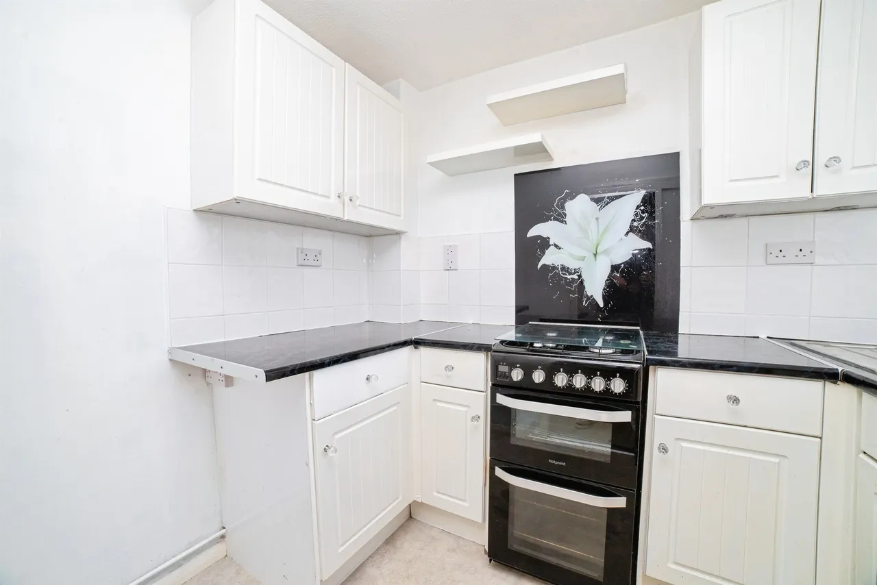Grosvenor Place, Sutton-In-Ashfield, NG17, photo 8