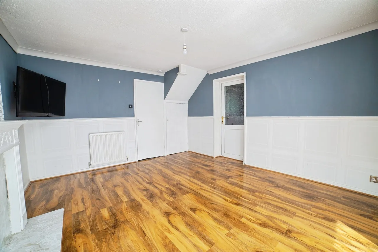 Grosvenor Place, Sutton-In-Ashfield, NG17, photo 5