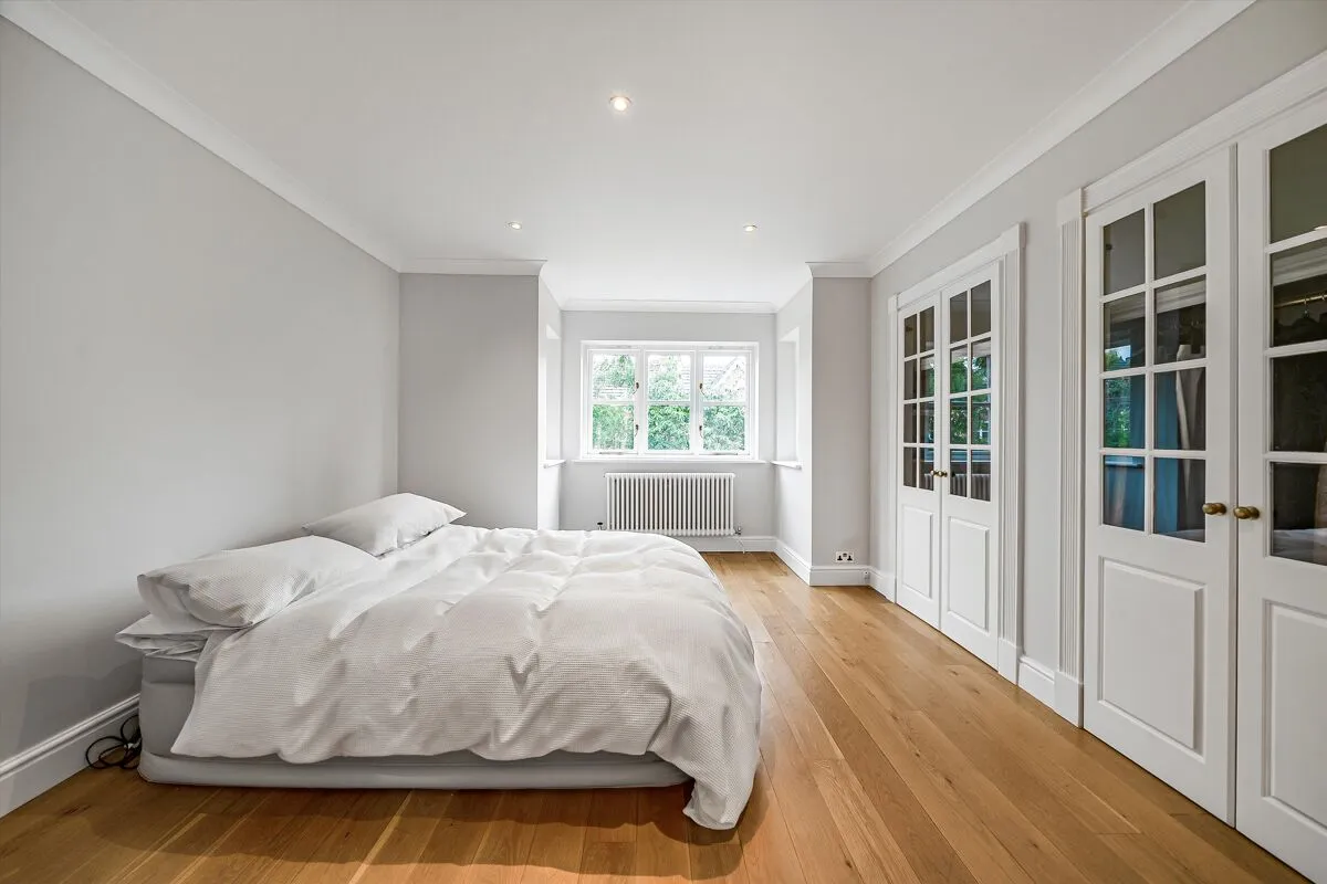 Bainbridge Close, Richmond, TW10, photo 13