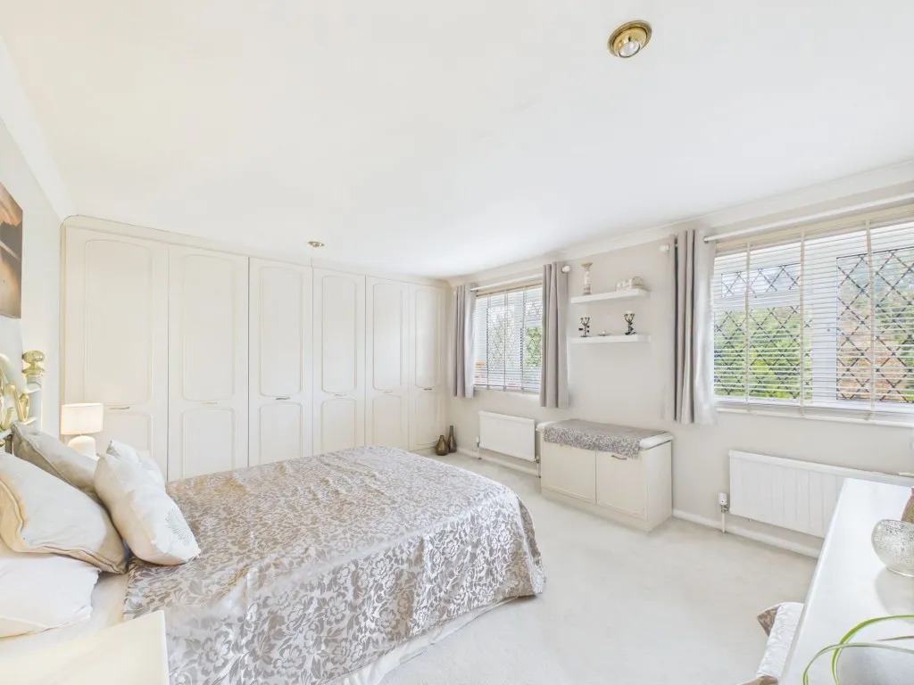 Erleigh Court Drive, Earley, RG6, photo 13