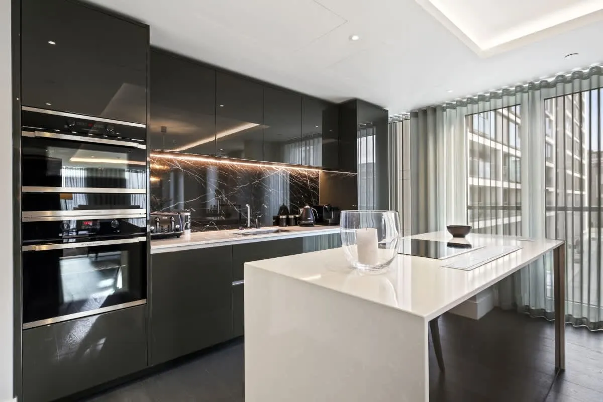 Radnor Terrace, London, W14, photo 2