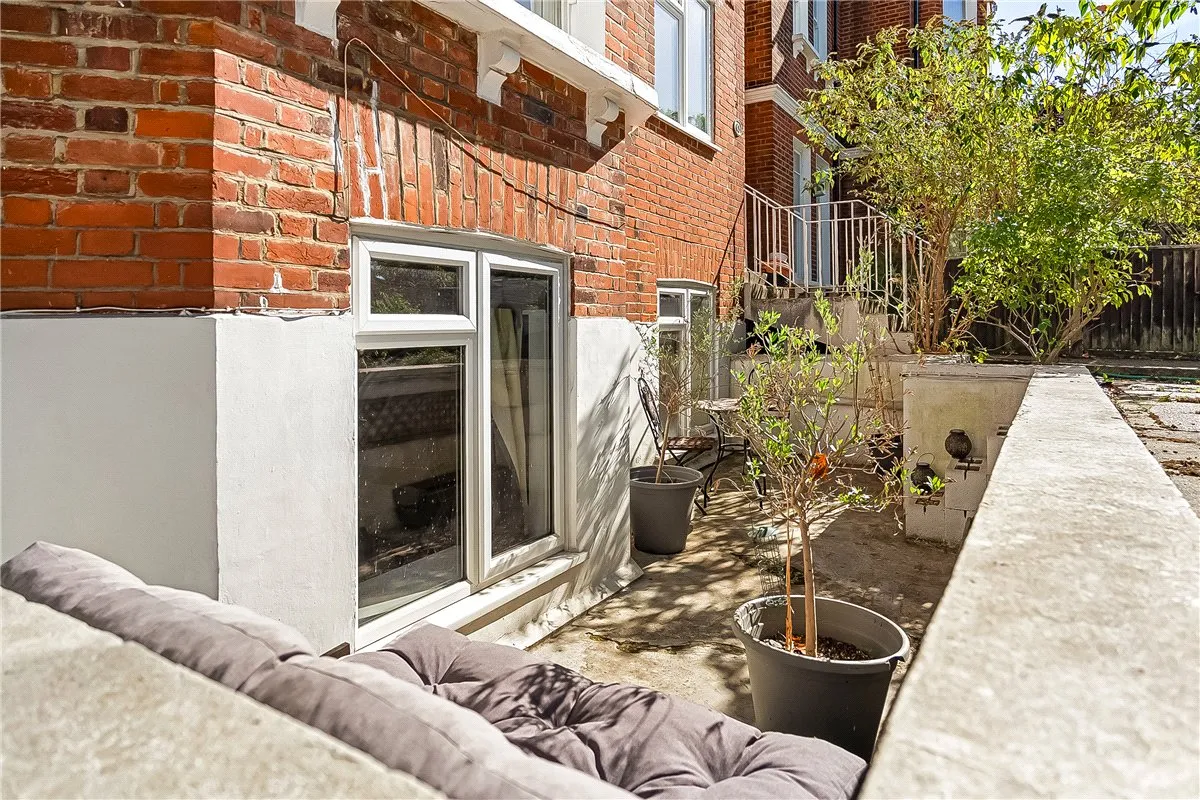 Lyford Road, London, SW18, photo 9