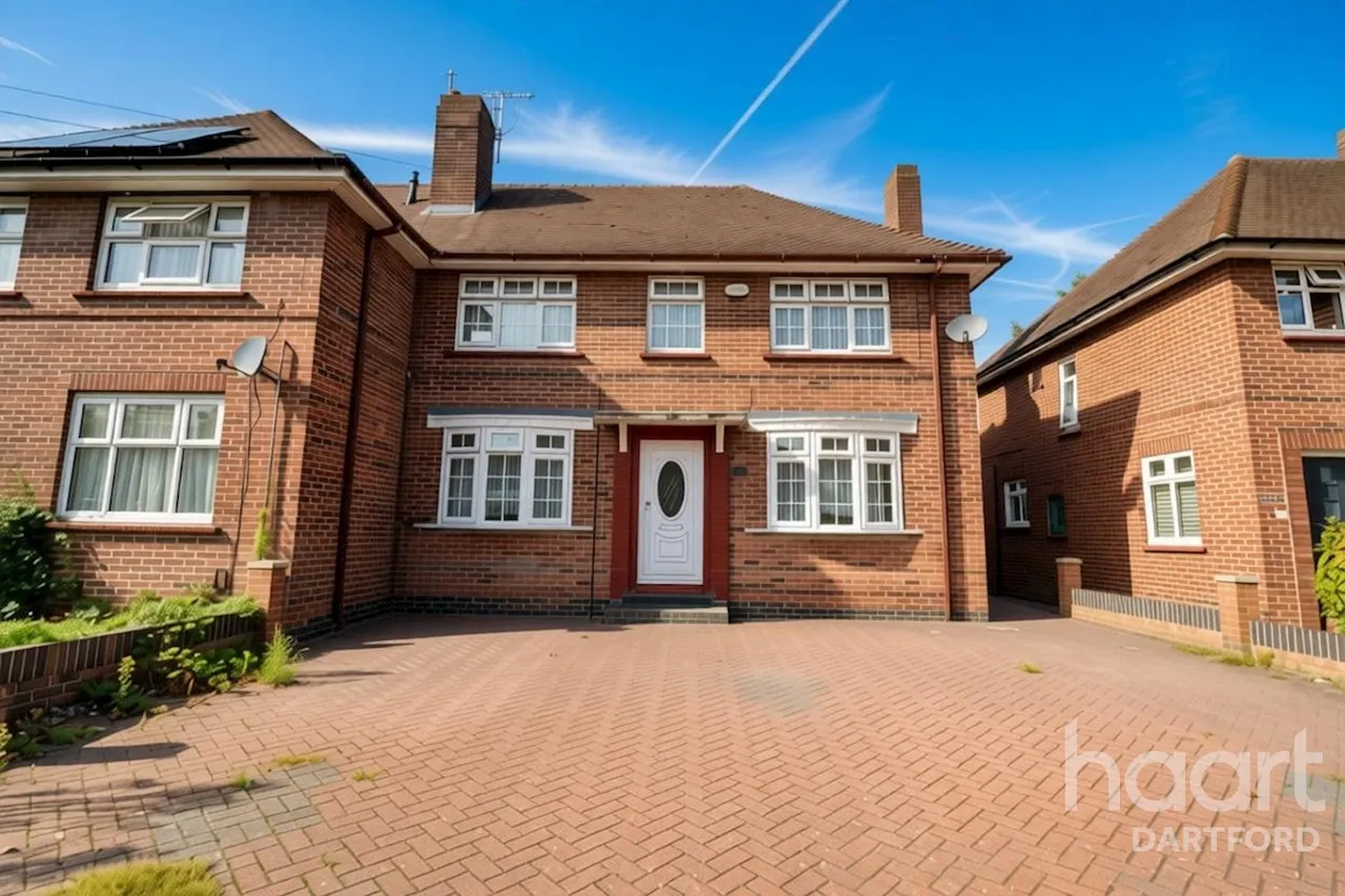 3 bed house for sale, Valley Drive, Gravesend, DA12