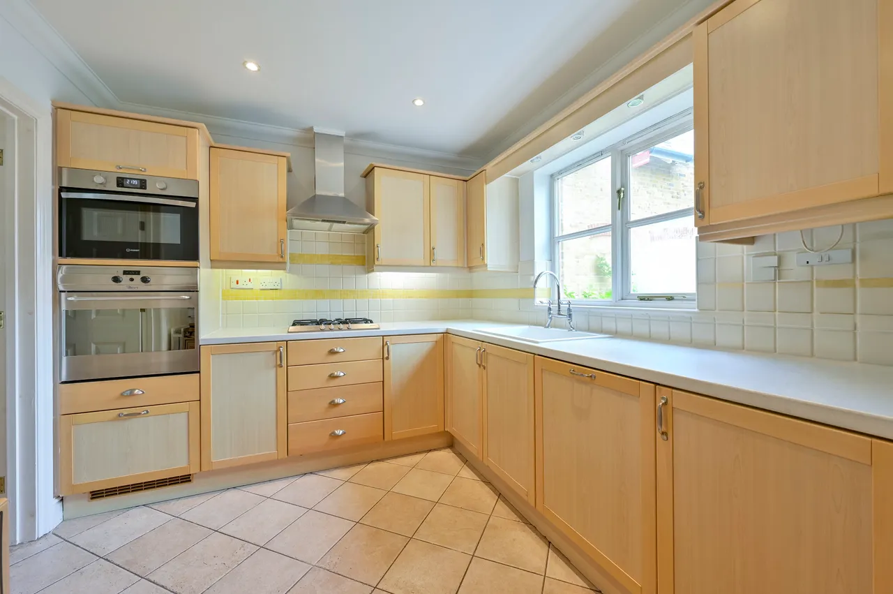 3 Angel Mews, London, photo 4