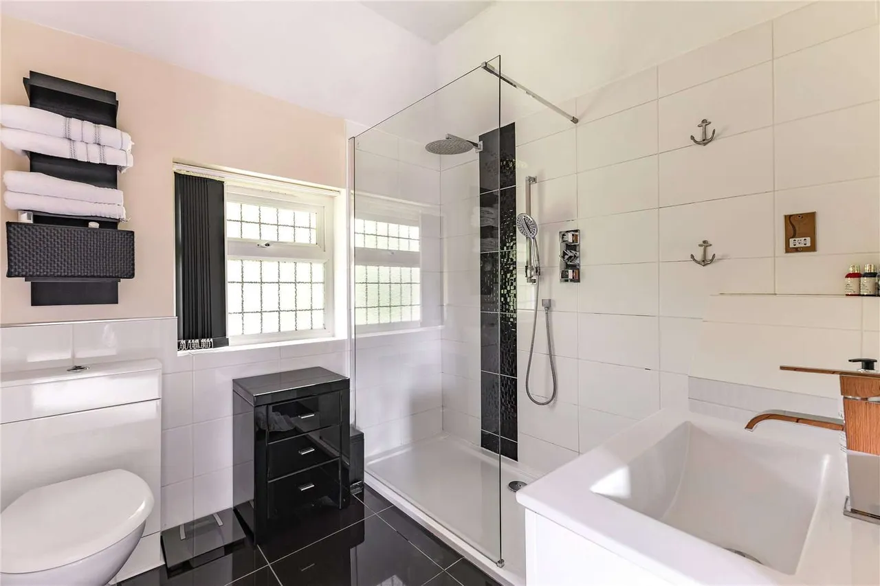 The Avenue, Dunstable, LU6, photo 18